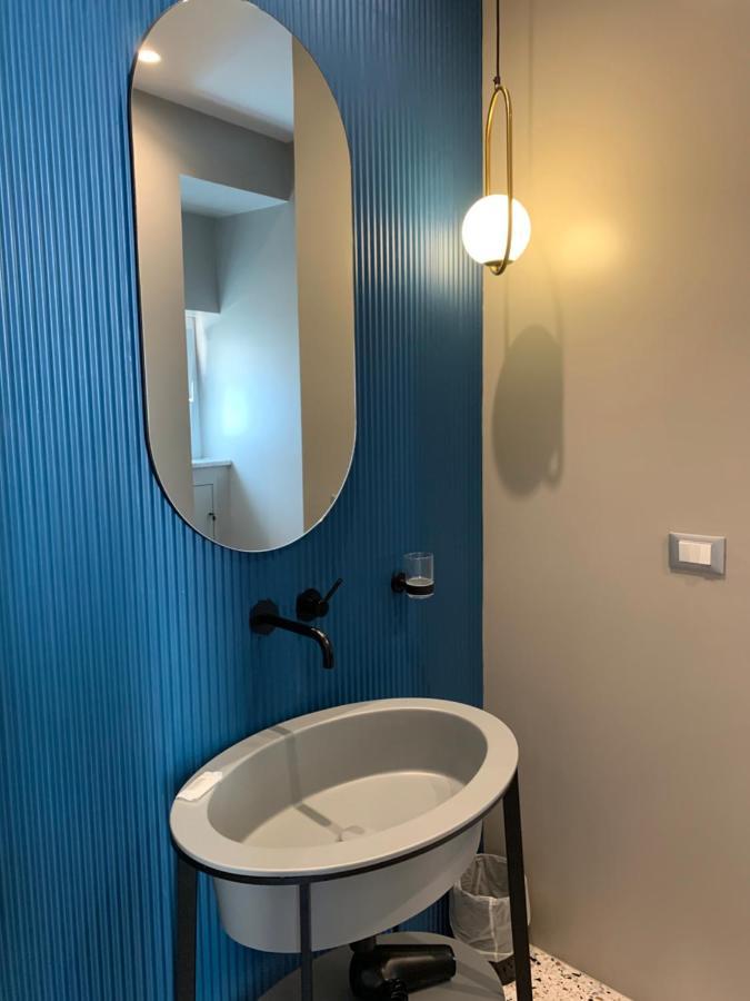 Luciani 33 Luxury Rooms Salerno Exterior photo